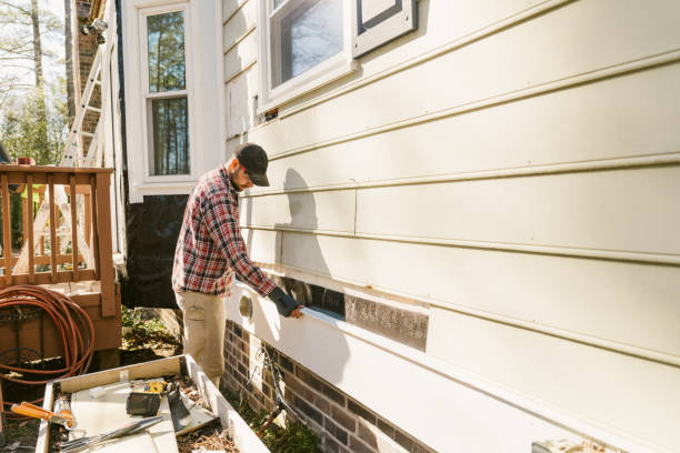 Trusted Storm Damage Siding Repair service in Saluda, VA - Creative Siding
